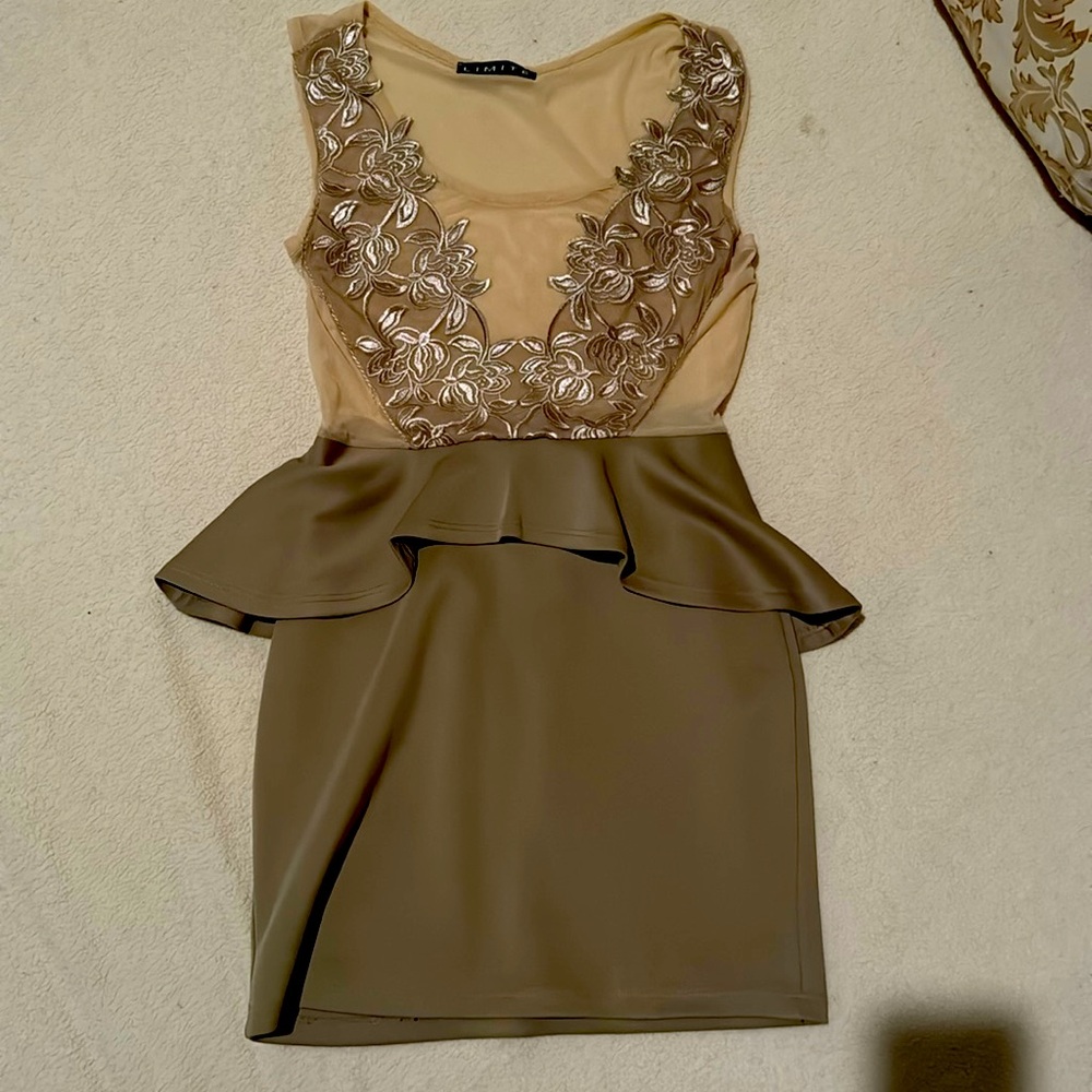 Chic dresses